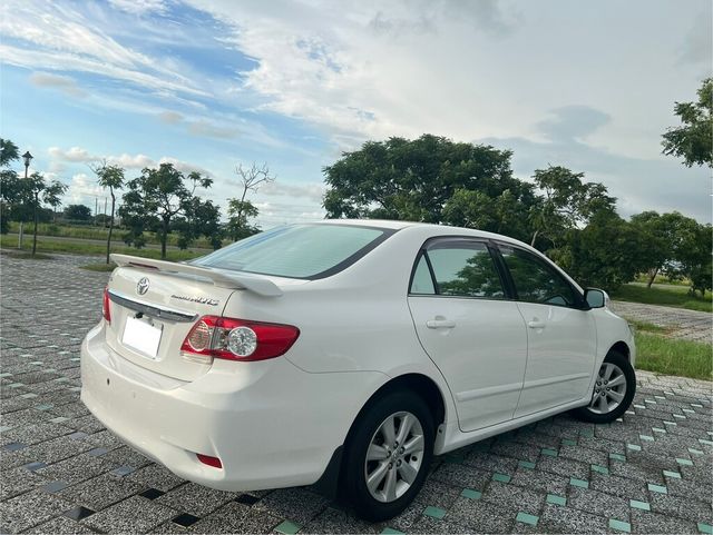 TOYOTA豐田 ALTIS  第2張相片