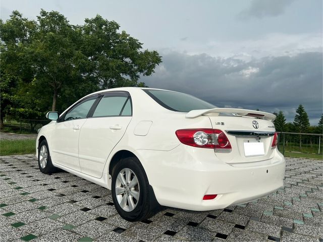 TOYOTA豐田 ALTIS  第4張相片