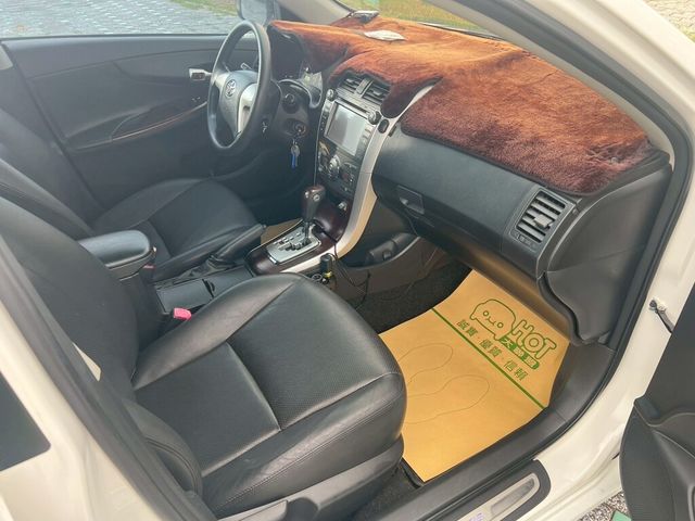 TOYOTA豐田 ALTIS  第9張相片