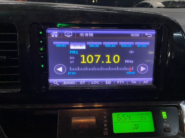 TOYOTA豐田 WISH  第7張相片