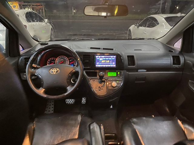 TOYOTA豐田 WISH  第12張相片