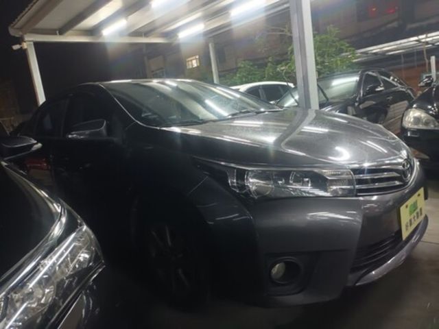 TOYOTA豐田 ALTIS  第2張相片