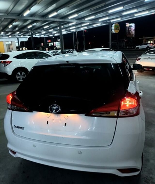TOYOTA豐田 YARIS  第2張相片