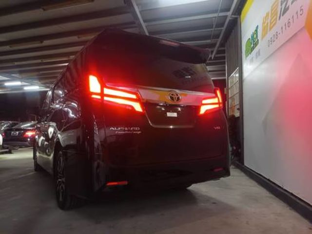 TOYOTA豐田 ALPHARD  第6張相片