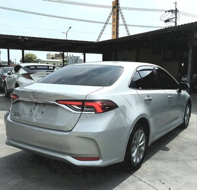 TOYOTA豐田 ALTIS  第5張相片
