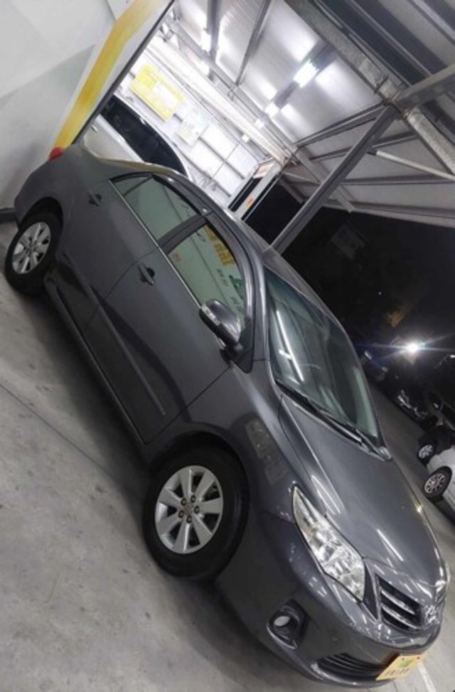 TOYOTA豐田 ALTIS  第2張相片