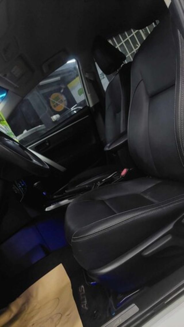 TOYOTA豐田 ALTIS  第2張相片