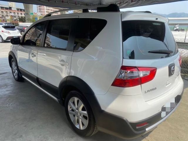 NISSAN日產 LIVINA  第2張相片
