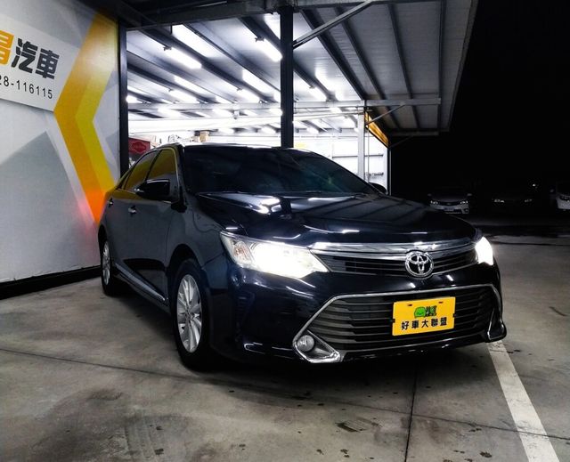 TOYOTA豐田 CAMRY  第2張相片