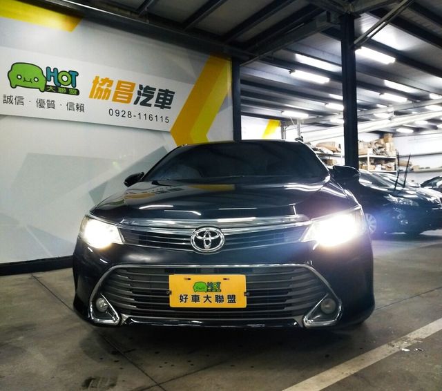 TOYOTA豐田 CAMRY  第3張相片