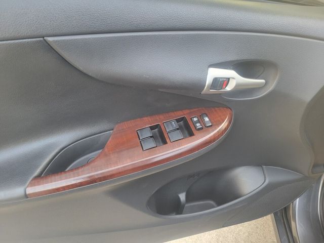 TOYOTA豐田 ALTIS  第10張相片