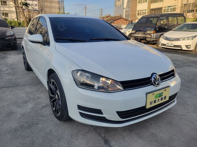 VOLKSWAGEN福斯 GOLF  第2張相片