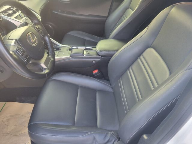 LEXUS凌志 NX200  第13張相片
