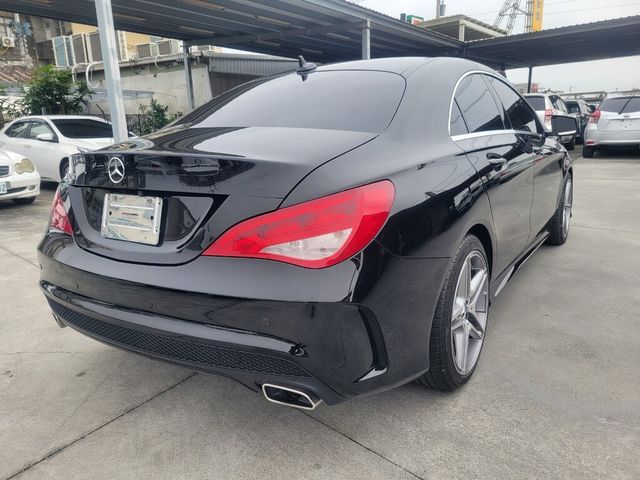 M-BENZ賓士 CLA250  第3張相片
