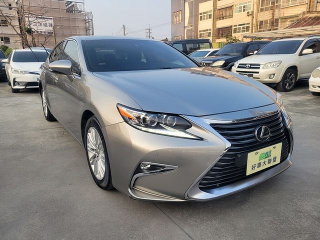 LEXUS凌志 ES200  第5張相片