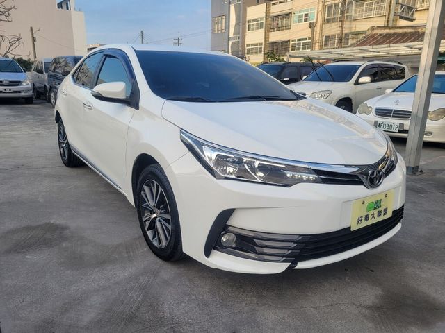 TOYOTA豐田 ALTIS  第3張相片