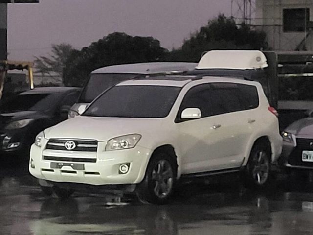 TOYOTA豐田 RAV4  第5張相片