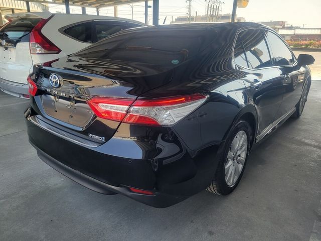 TOYOTA豐田 CAMRY HYBRID  第2張相片