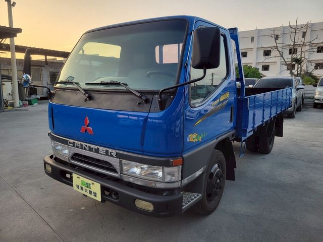 MITSUBISHI三菱 CANTER  第1張相片
