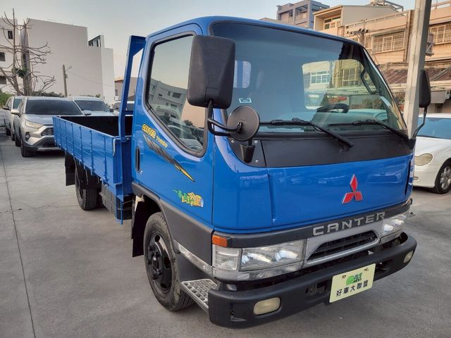 MITSUBISHI三菱 CANTER  第2張相片