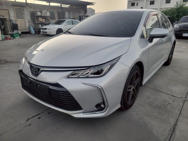 TOYOTA豐田 ALTIS  第1張相片