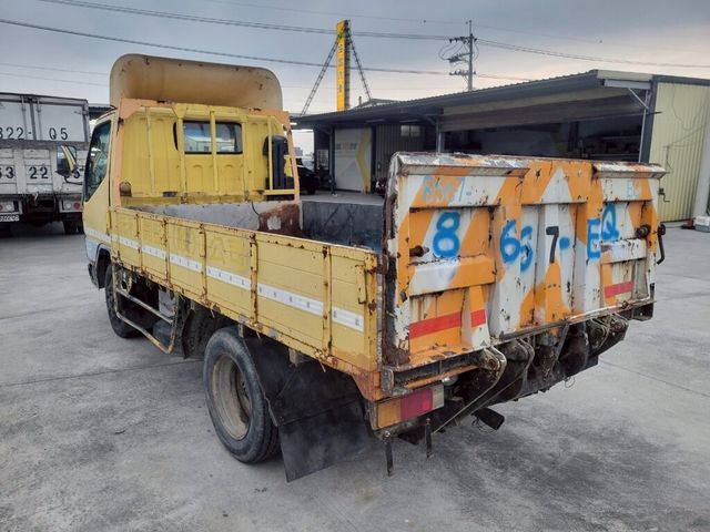 MITSUBISHI三菱 CANTER  第4張相片