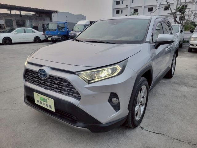 TOYOTA豐田 RAV4  第1張相片
