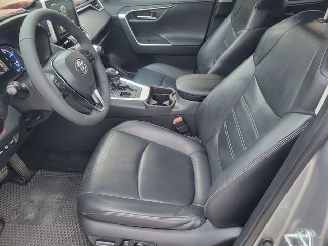 TOYOTA豐田 RAV4  第7張相片