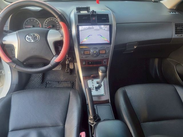 TOYOTA豐田 ALTIS  第6張相片