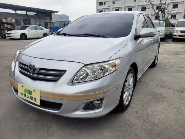 TOYOTA豐田 ALTIS  第1張相片