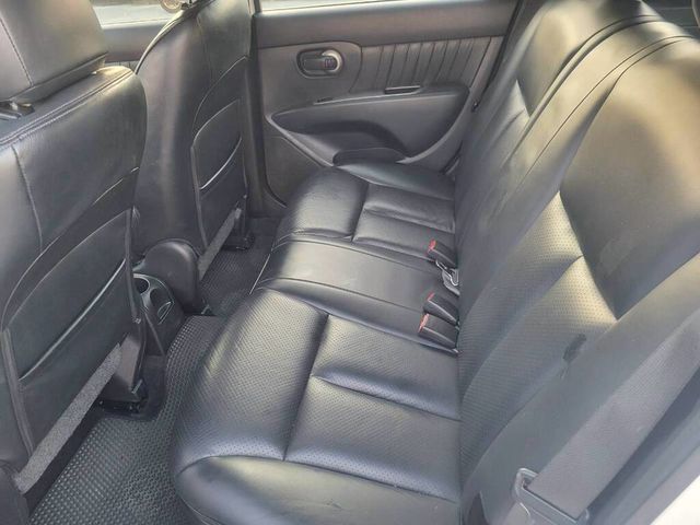 NISSAN日產 LIVINA  第7張相片