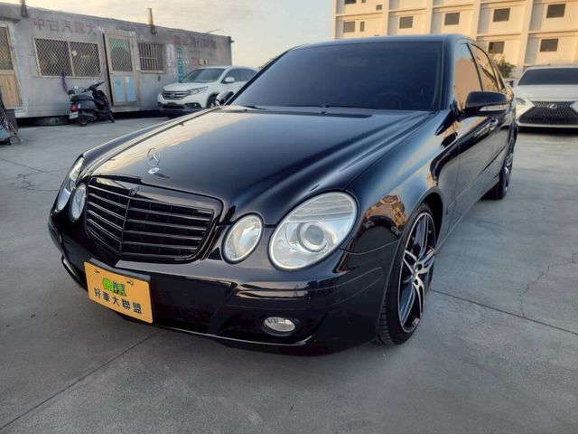 M-BENZ賓士 E200K  第1張相片