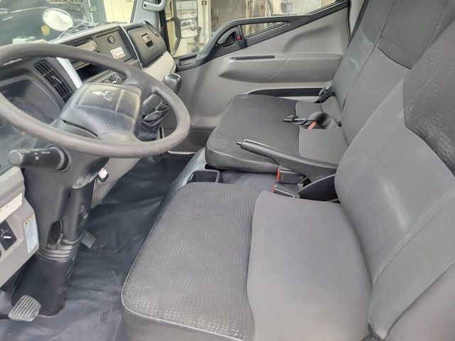 MITSUBISHI三菱 CANTER  第7張相片