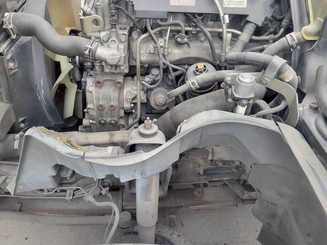 MITSUBISHI三菱 CANTER  第11張相片