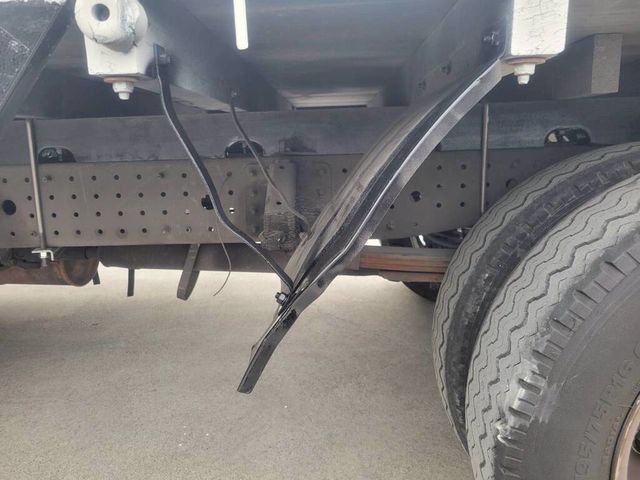 MITSUBISHI三菱 CANTER  第13張相片