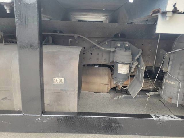 MITSUBISHI三菱 CANTER  第15張相片