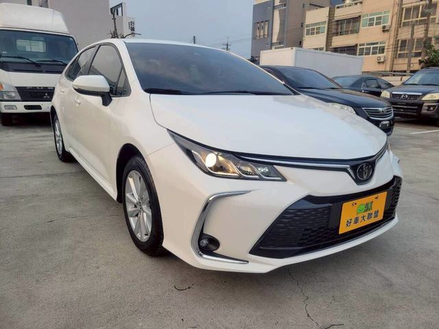TOYOTA豐田 ALTIS  第3張相片