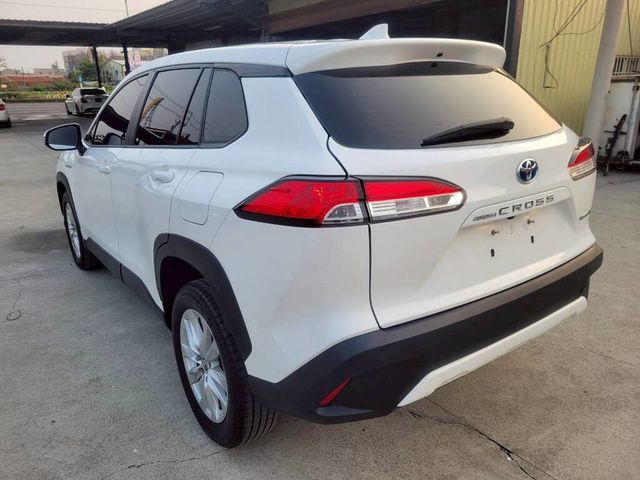 TOYOTA豐田 COROLLA CROSS HYBRID  第4張相片