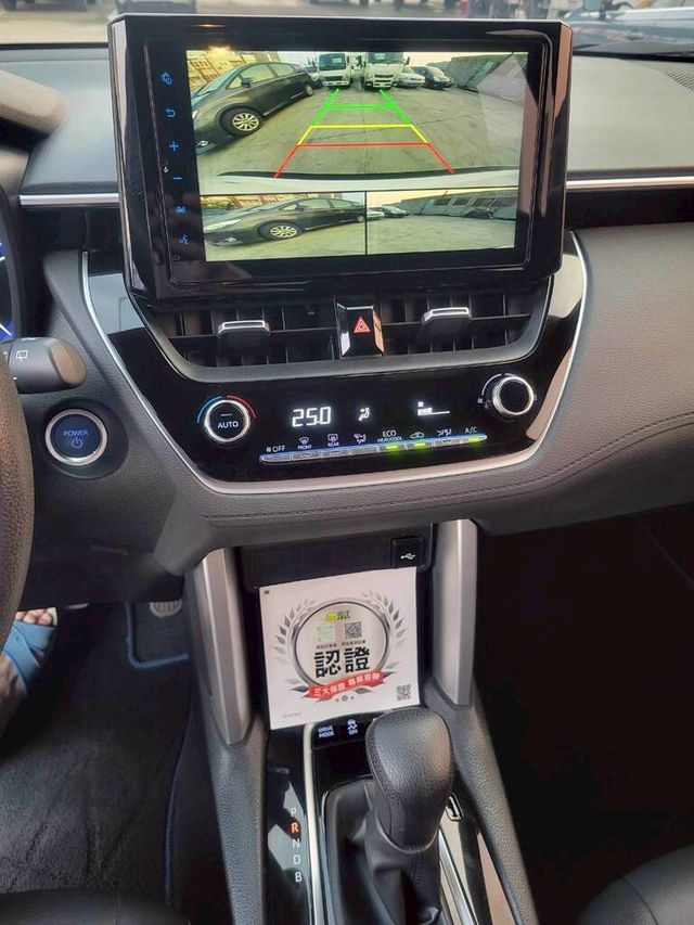 TOYOTA豐田 COROLLA CROSS HYBRID  第7張相片