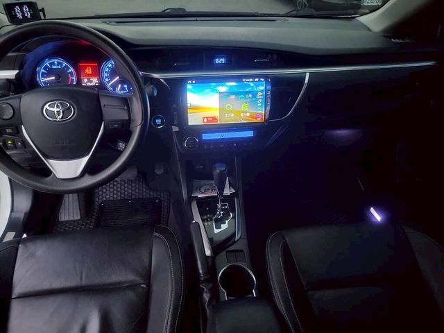 TOYOTA豐田 ALTIS  第5張相片