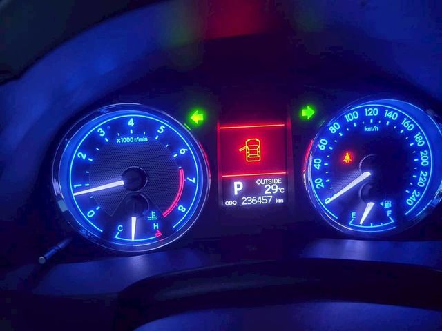 TOYOTA豐田 ALTIS  第6張相片