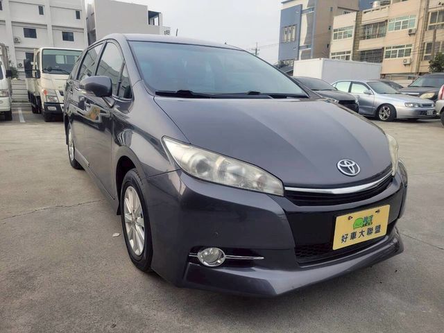 TOYOTA豐田 WISH  第3張相片