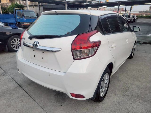 TOYOTA豐田 YARIS  第2張相片