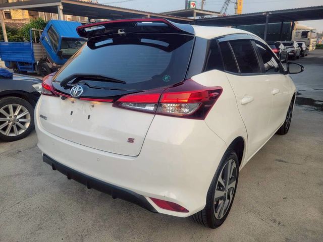 TOYOTA豐田 YARIS  第2張相片