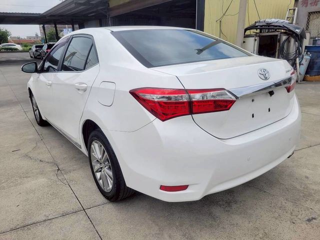 TOYOTA豐田 ALTIS  第4張相片