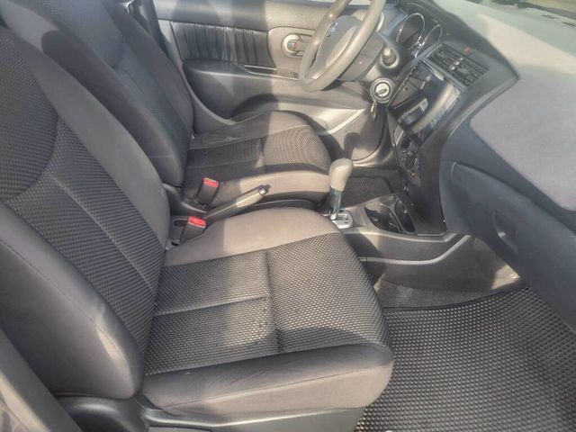 NISSAN日產 LIVINA  第8張相片