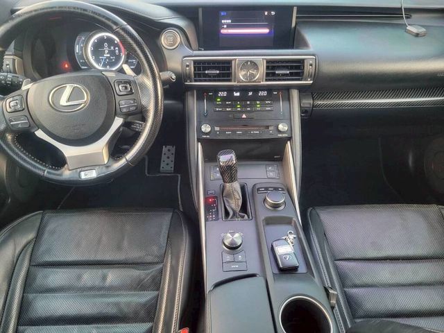 LEXUS凌志 IS200T  第5張相片