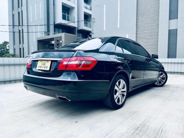 M-BENZ賓士 E250  第3張相片