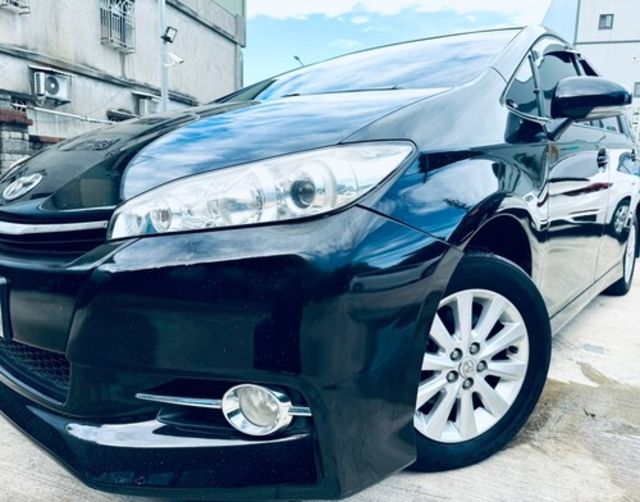 TOYOTA豐田 WISH  第6張相片