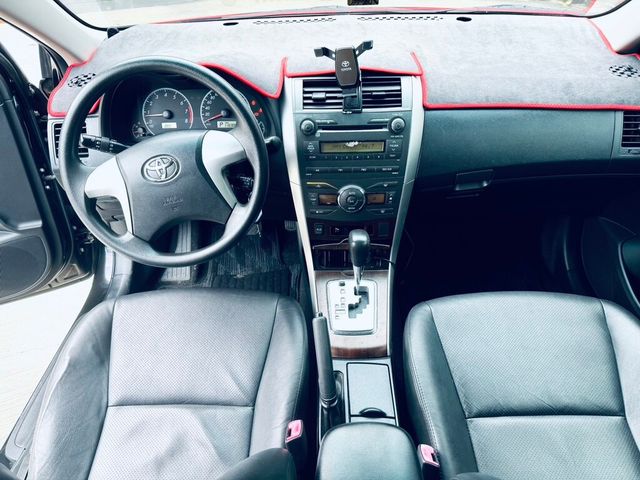 TOYOTA豐田 ALTIS  第7張相片